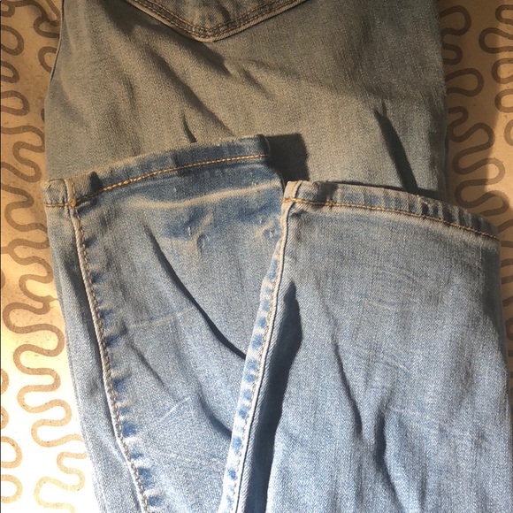 Light washed jeans - Picture 3 of 3